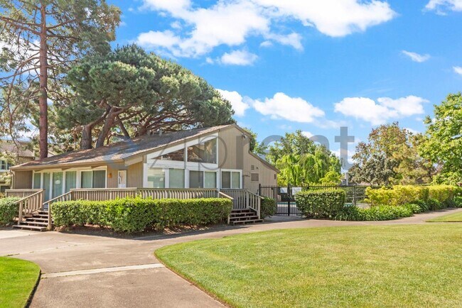 Building Photo - 1030 Gull Ave