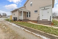 Building Photo - 215 W Masterson Ave