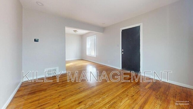Building Photo - 8956 Rutherford St