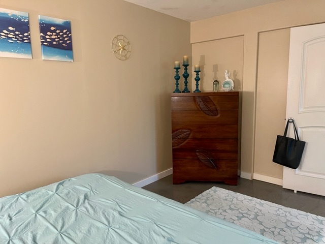 furnished look master bdrm - 30 Mokuahi St