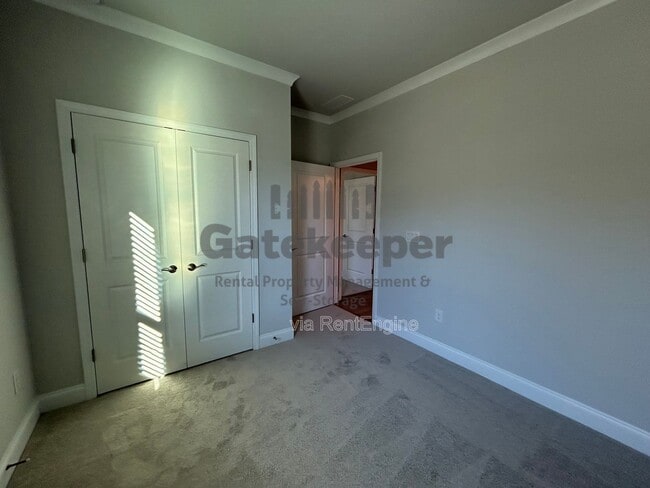 Building Photo - 505 Colebrook Wy