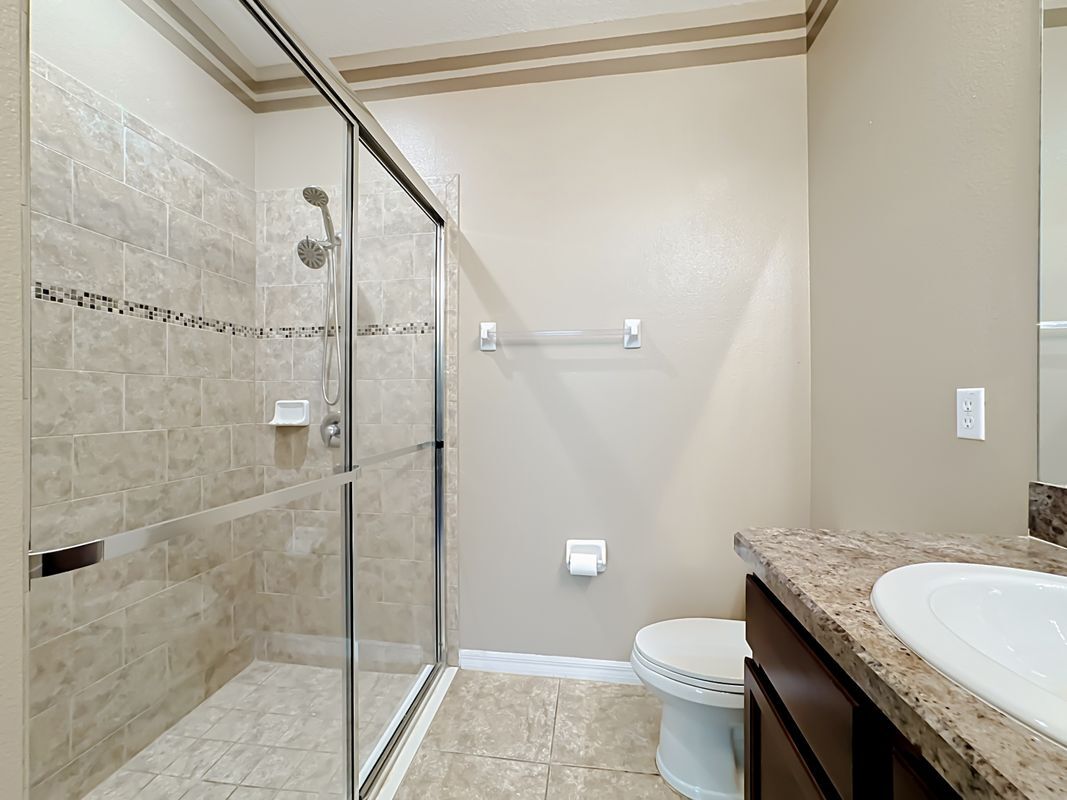 Building Photo - 7434 Surrey Pines Dr