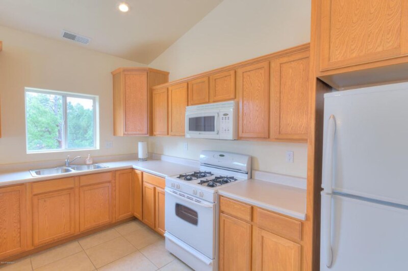 Building Photo - 1315 E Hatcher Dr