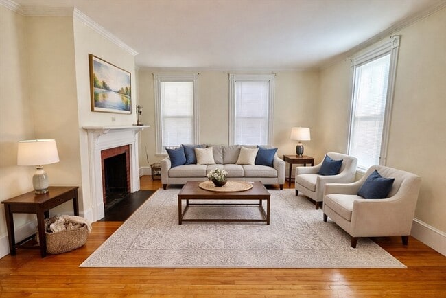 Building Photo - 100 Vinton St