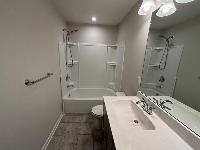 Building Photo - 3240 Brookberry Ln