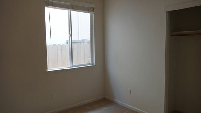 Building Photo - Spacious 3 bedroom 2 bath home in Rancho Cordova!!