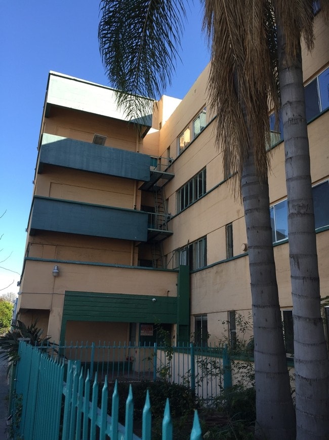 Building Photo - The Jardinette Apartments