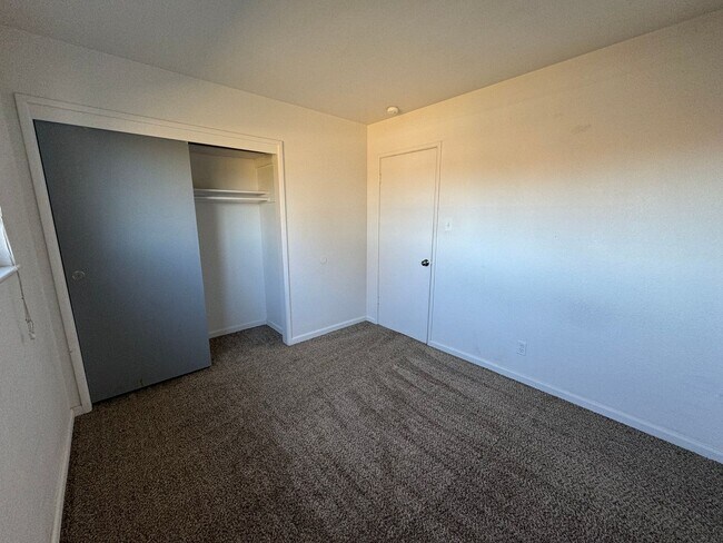 Building Photo - 6049 Cherrelyn Way