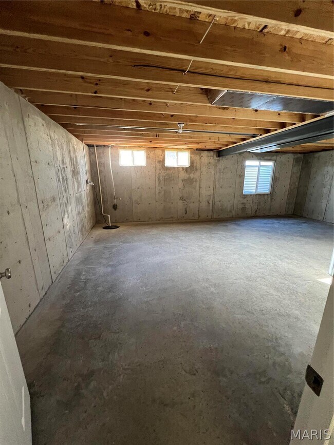 Building Photo - 160 Rivers Edge Dr