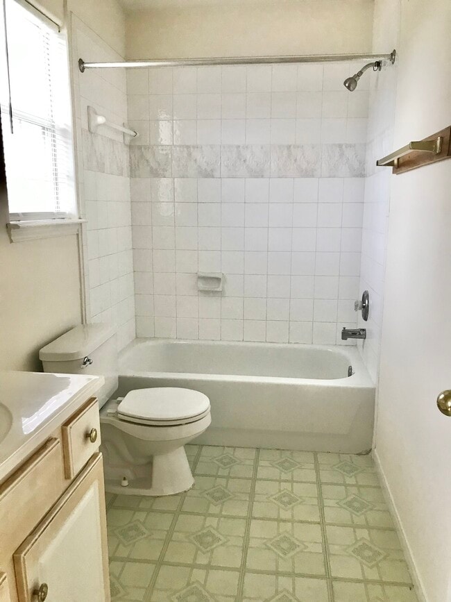 Building Photo - 11102 Maize Ln