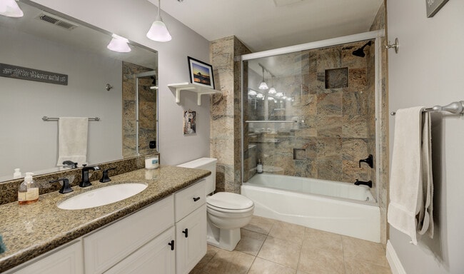 Building Photo - 1405 Goodman Ave