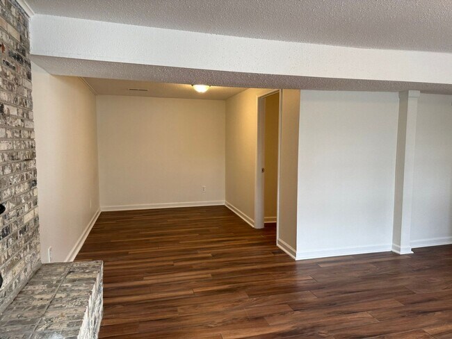 Building Photo - ** Beautiful 4 bedroom House in Farragut Area **