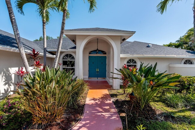 Building Photo - 15495 Rolling Meadows Cir