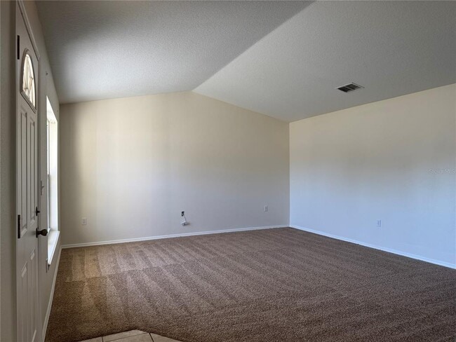 Building Photo - 10425 Chalmer St