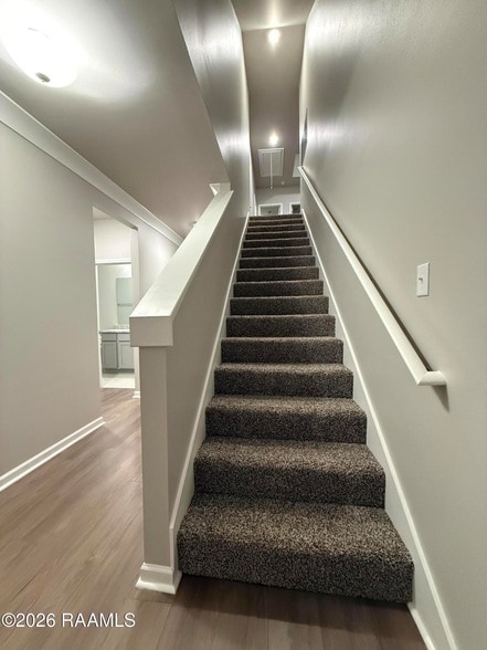 Building Photo - 401 Eastwood Dr