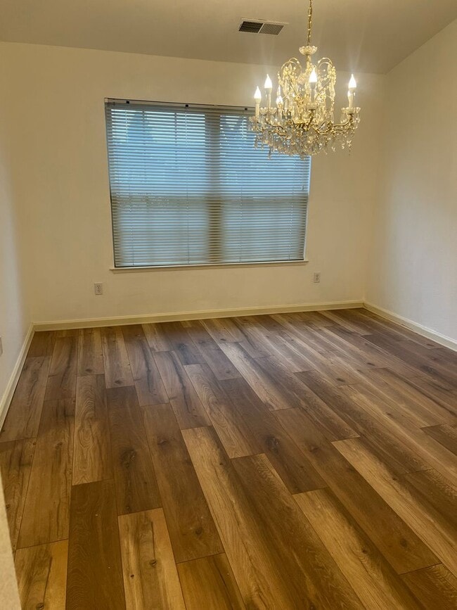 Building Photo - 3474 Cascade Creek Ave