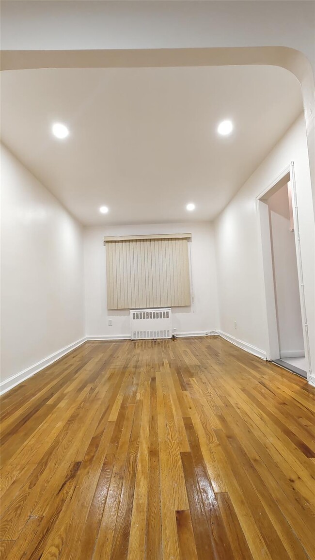 Building Photo - 150-12 78th Ave