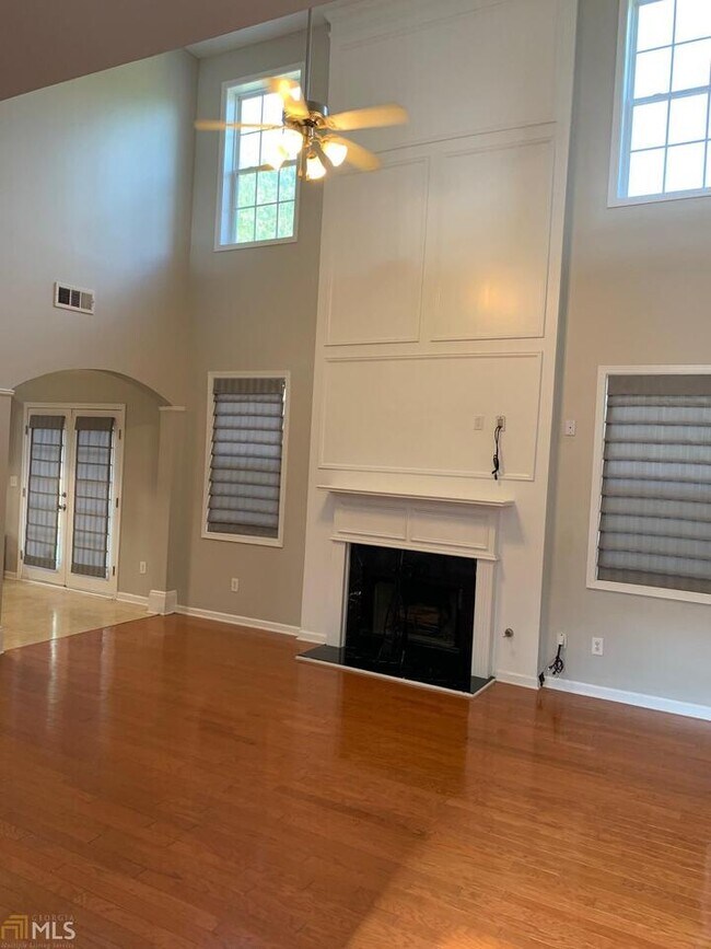 Building Photo - 1508 Bramlett Hill Dr SE