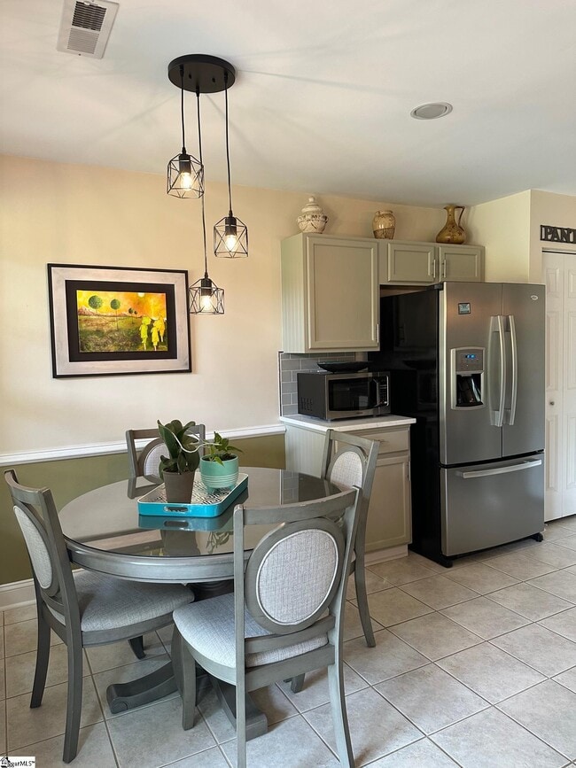 Building Photo - 103 Reedy River Way