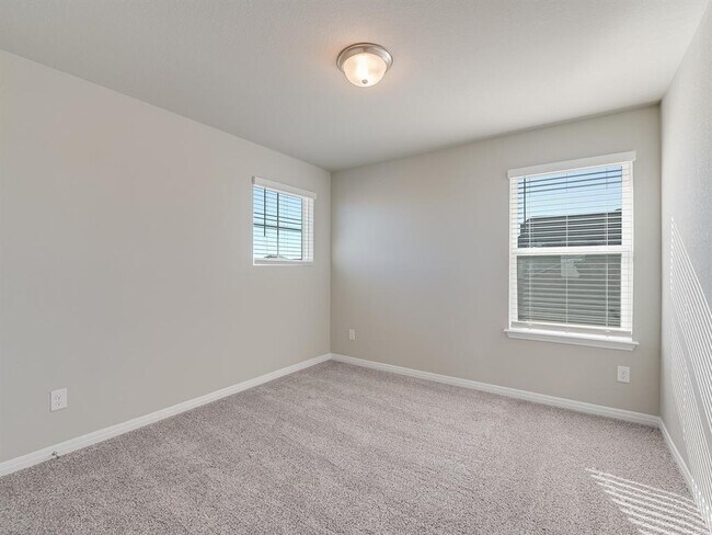 Building Photo - 109 Capella Wy