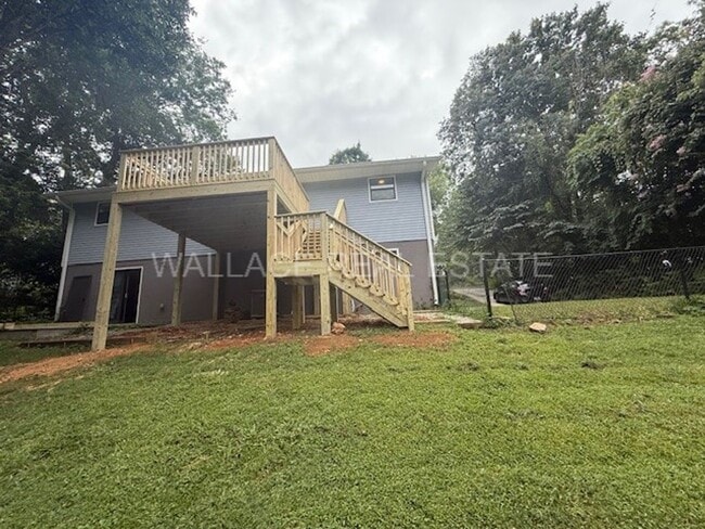 Building Photo - ADORABLE 3 BEDROOM,3 FULL BATH HOME IN N. ...