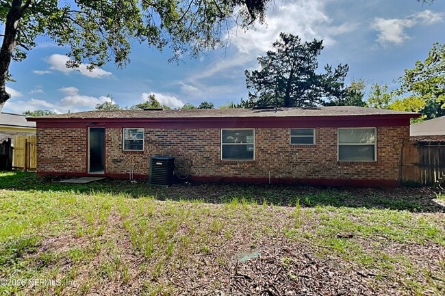 Building Photo - 4888 Strato Rd W