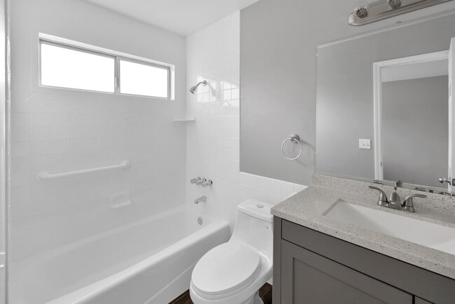 Primary Bath - 4475 Dale Ave
