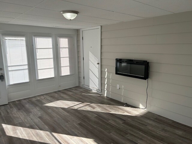 Building Photo - 6050 OH-14