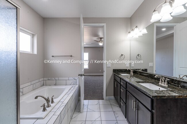 Building Photo - 7625 Alpine Daisy Dr