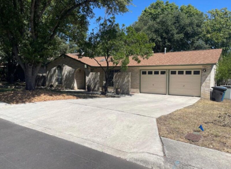 Building Photo - 2611 Woodline St