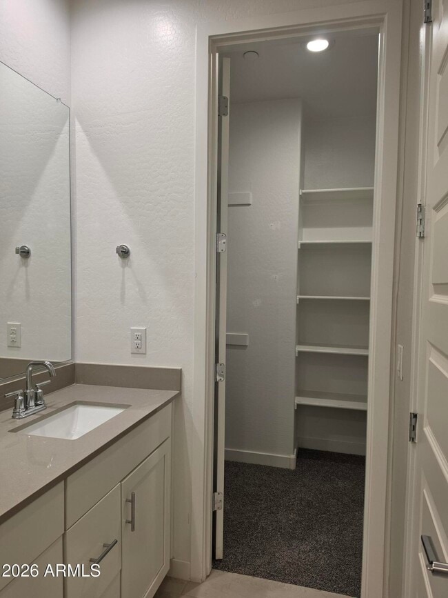 Building Photo - 4134 E Pinto Dr