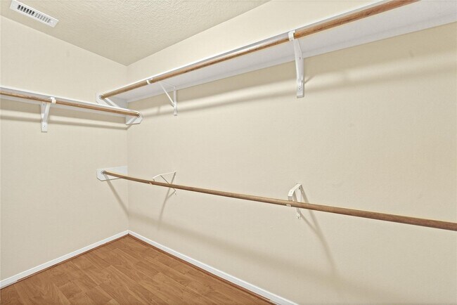 Building Photo - 5050 Ivy Fair Way