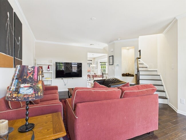 Building Photo - 2200 Liesfeld Parkway