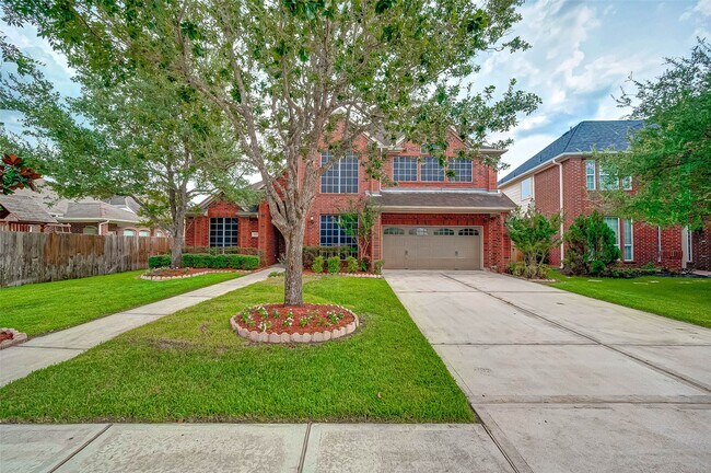 Building Photo - 26031 Crestford Park Ln