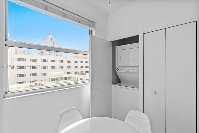 Building Photo - 4201 Collins Ave
