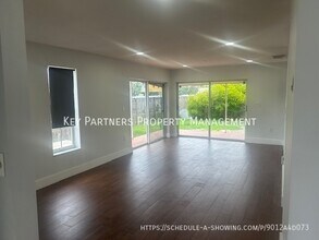 Building Photo - 16001 SW 140th Ct