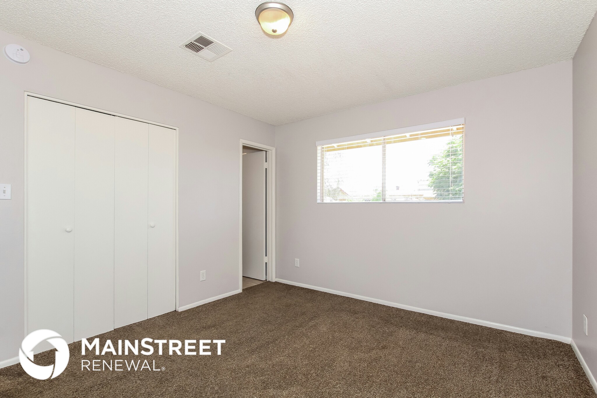 Building Photo - 8435 W Heatherbrae Dr