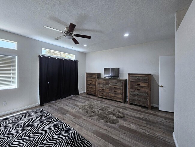 Building Photo - 69911 Willow Ln