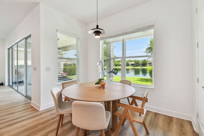 Building Photo - Waterfront Home for Lease – Resort-Style L...