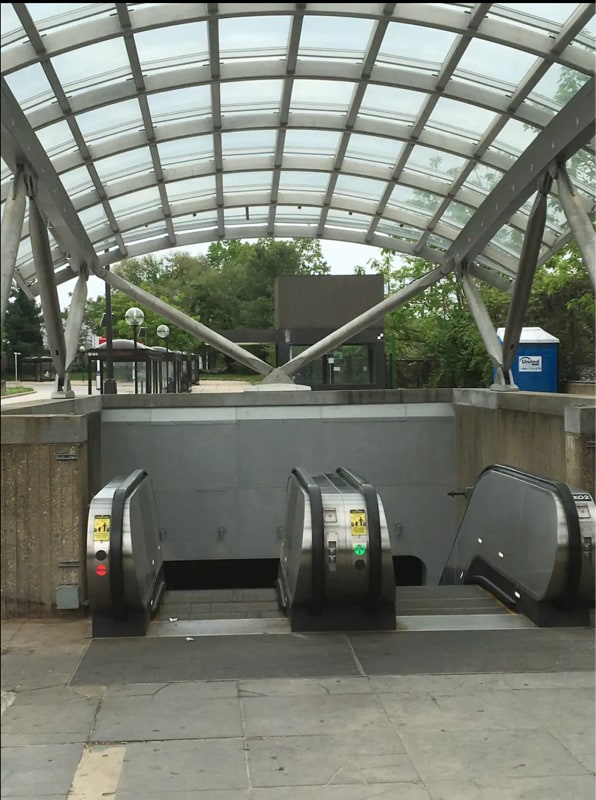 Building Photo - 1136 45th St NE