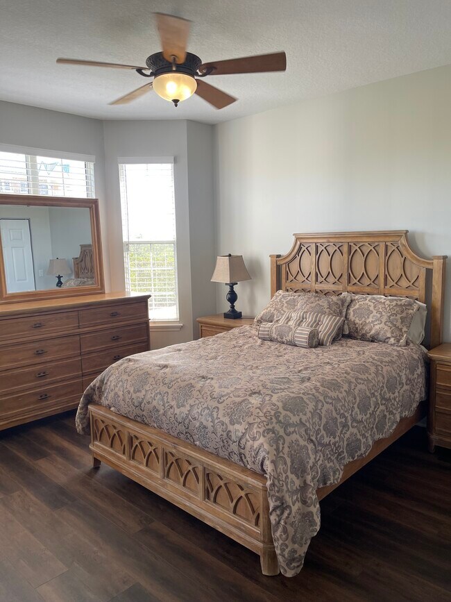 Building Photo - 4620 Riverwalk Village Ct