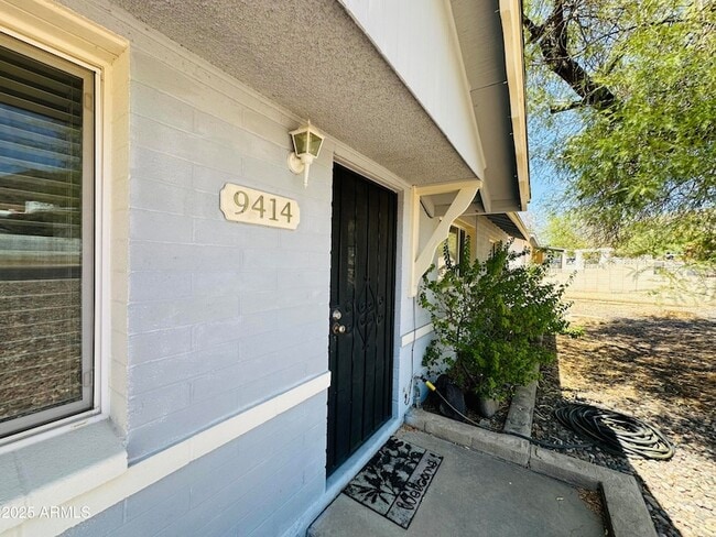 Building Photo - 9414 N 17th St