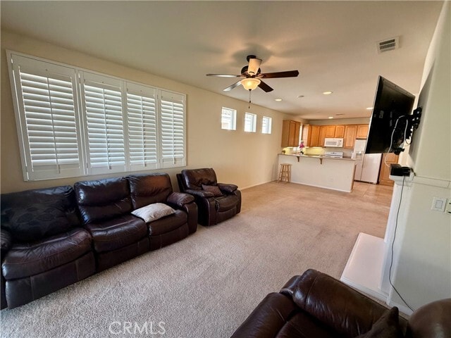 Building Photo - 924 Essex Rd