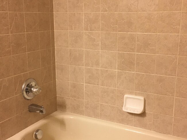 Building Photo - 20209 Chesapeake Cir