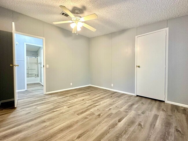 Building Photo - Privacy and Space in this 3/2 Home at the ...