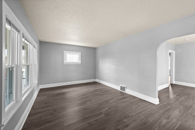 Building Photo - 4613 Spokane Ave