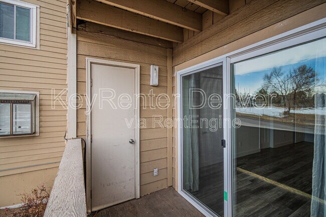 Building Photo - 2929 W Floyd Ave