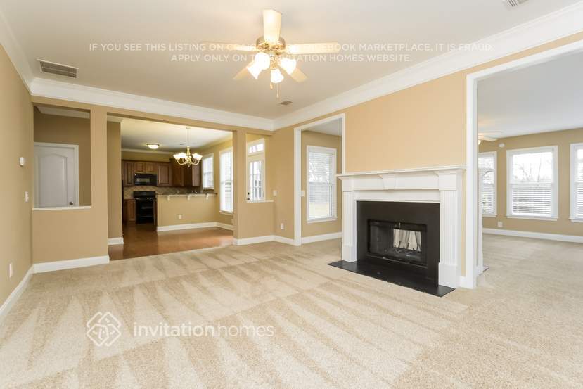 Building Photo - 1564 Fredricksberg Dr