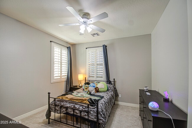 Building Photo - 3016 N Glenview