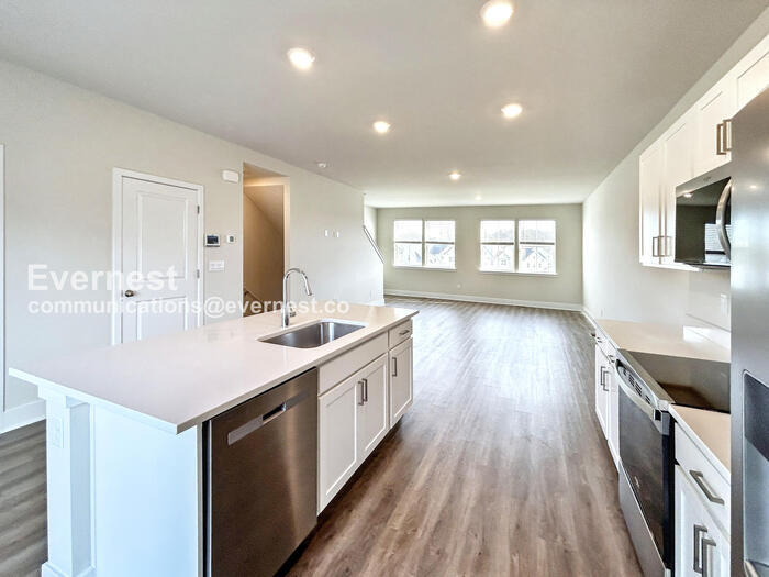 Building Photo - 191 Sioux Lp